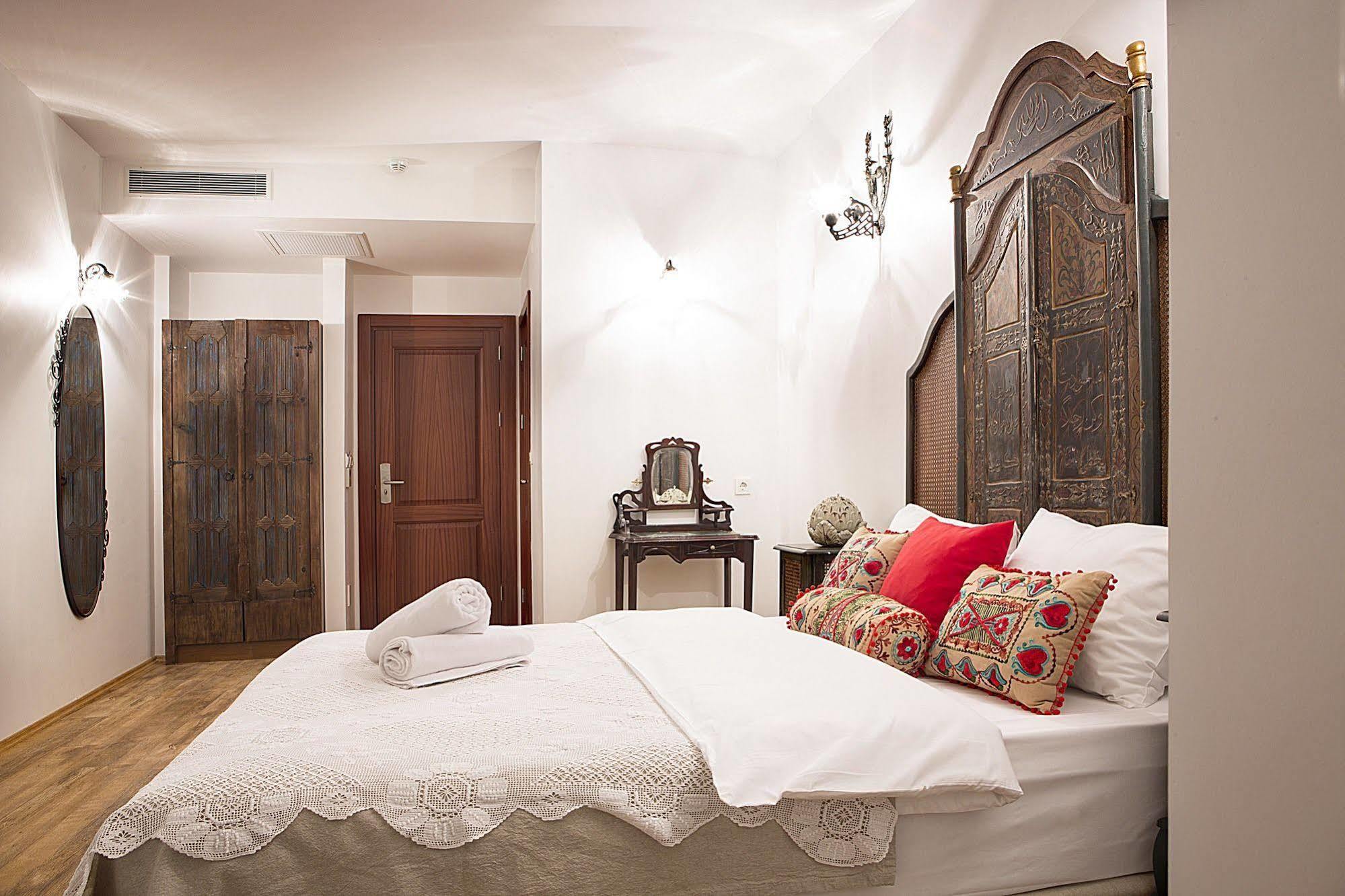 Oriella Hotel Istanbul Bagian luar foto